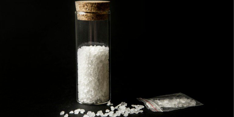 How Bath Salt Drug Abuse Leads to Addiction in Florida The effects of bath salts make them both highly desirable and very dangerous. How Bath Salt Drug Abuse Leads to Addiction in Florida The effects of bath salts make them both highly desirable and very dangerous.