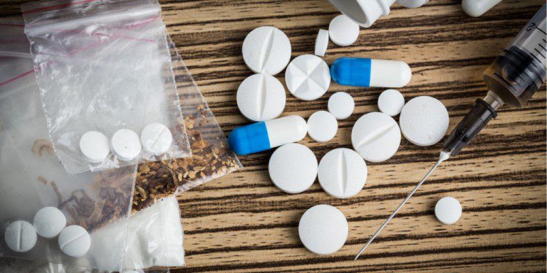 Signs of Drug Addiction: Heroin, Cocaine, and More Signs of Drug Addiction: Heroin, Cocaine, and More