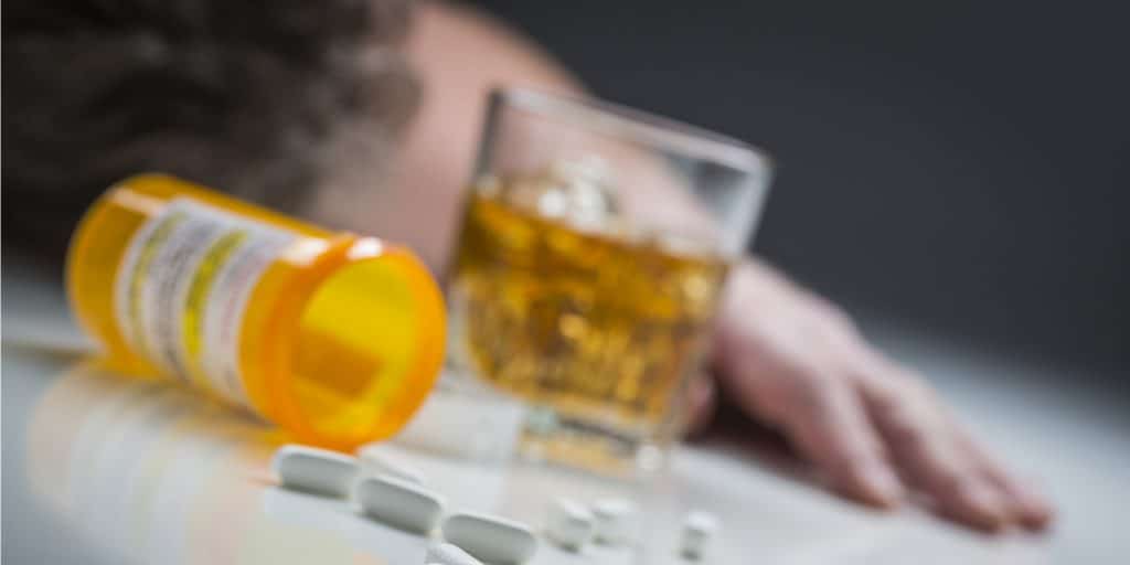 Why You Shouldn’t Mix Ambien and Alcohol