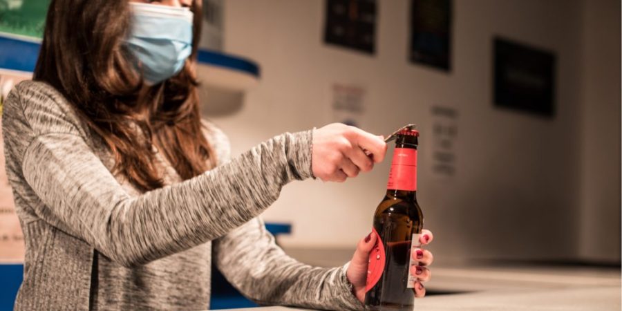 Is There a Risk of Drinking Alcohol with COVID? Is There a Risk of Drinking Alcohol with COVID?