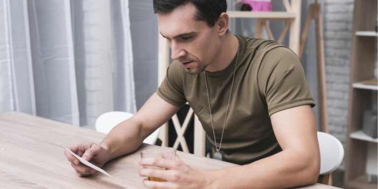 Am I an Addict? Assessing Veteran Substance Abuse Am I an Addict? Assessing Veteran Substance Abuse